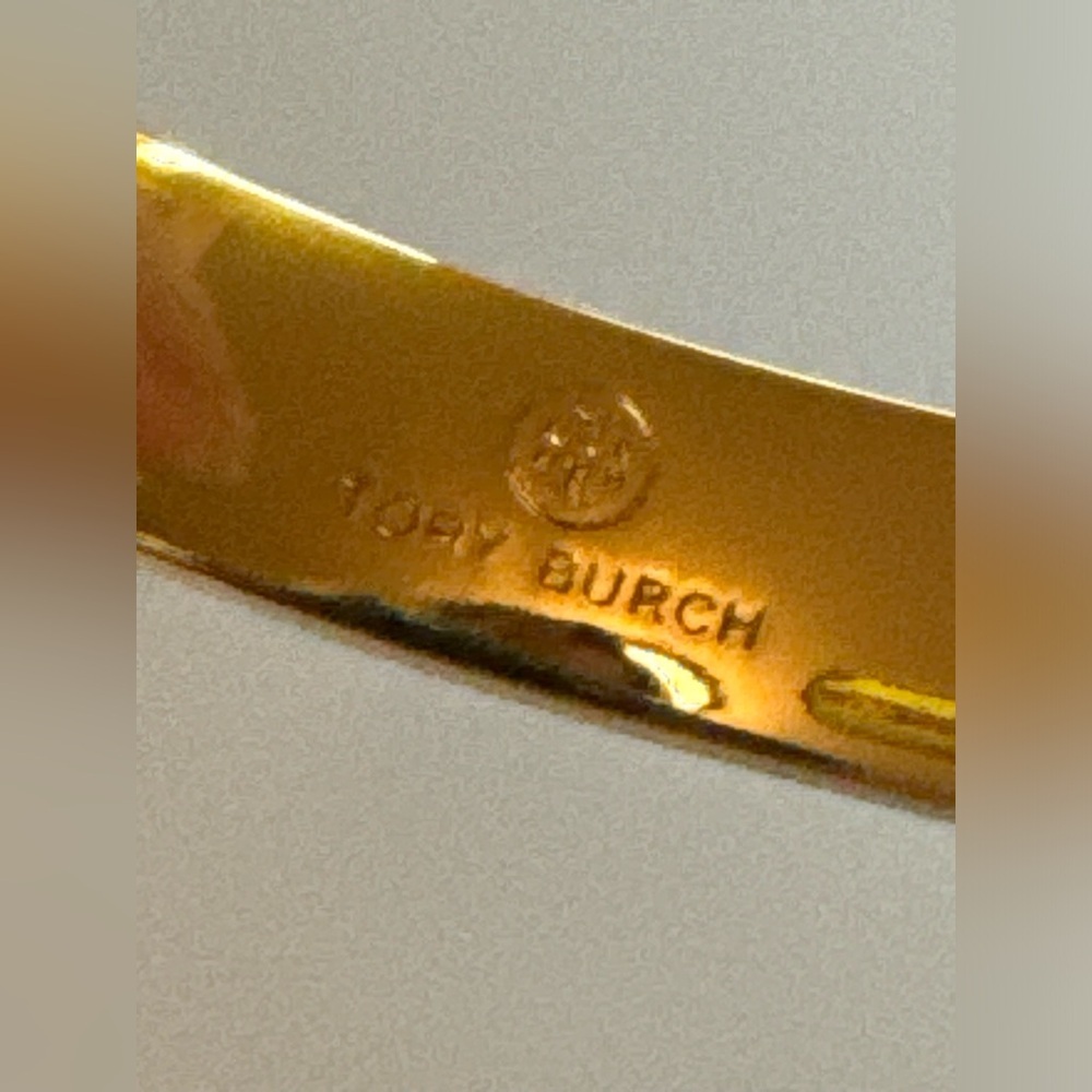 Tory Burch NWT Kira Black Enamel & Gold-Toned Cuff Bracelet - Picture 6 of 12